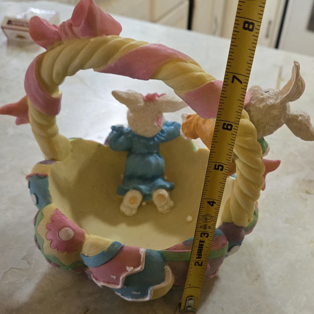 Colorful Easter Candy Basket Decor - Picture 8 of 11